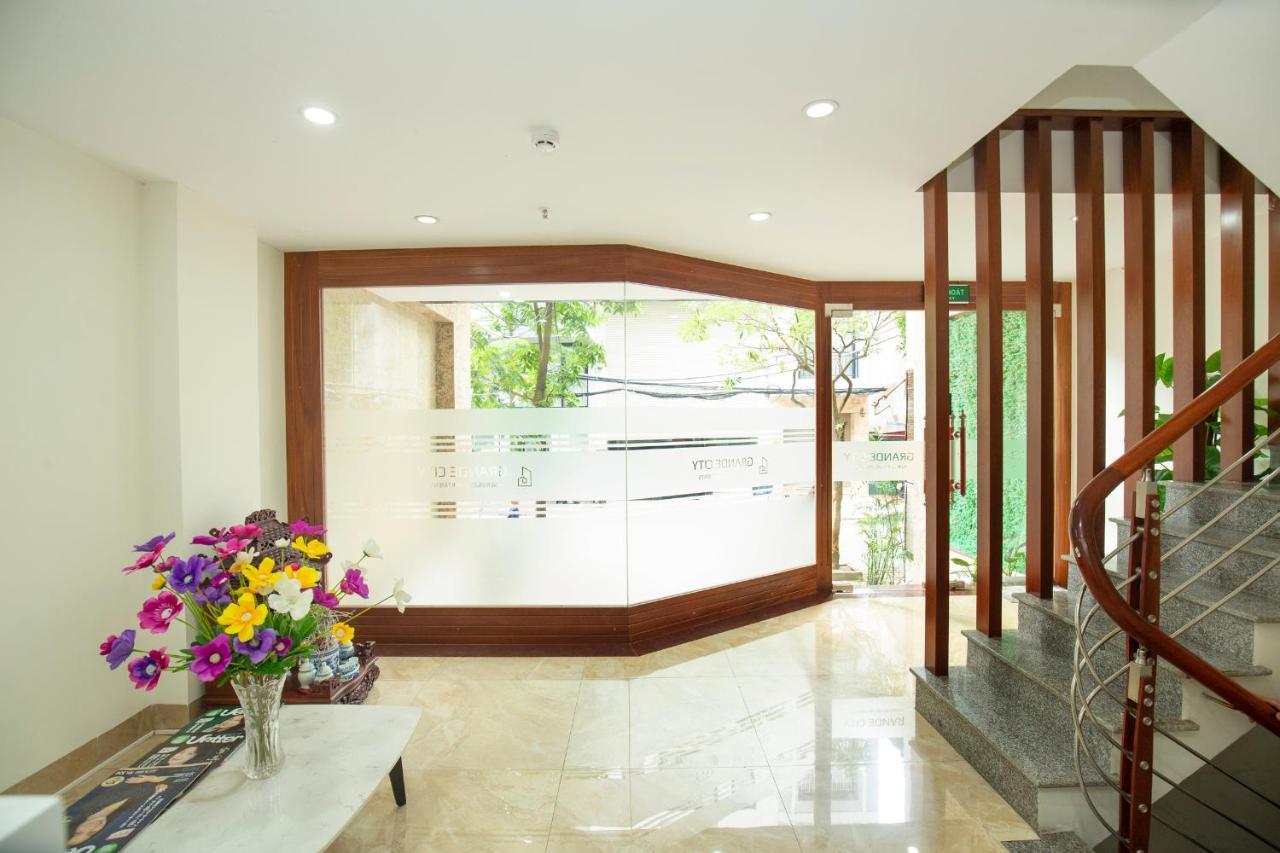 Sumitomo10 Apartment - Lane 12 Dao Tan Street Ханой Екстериор снимка