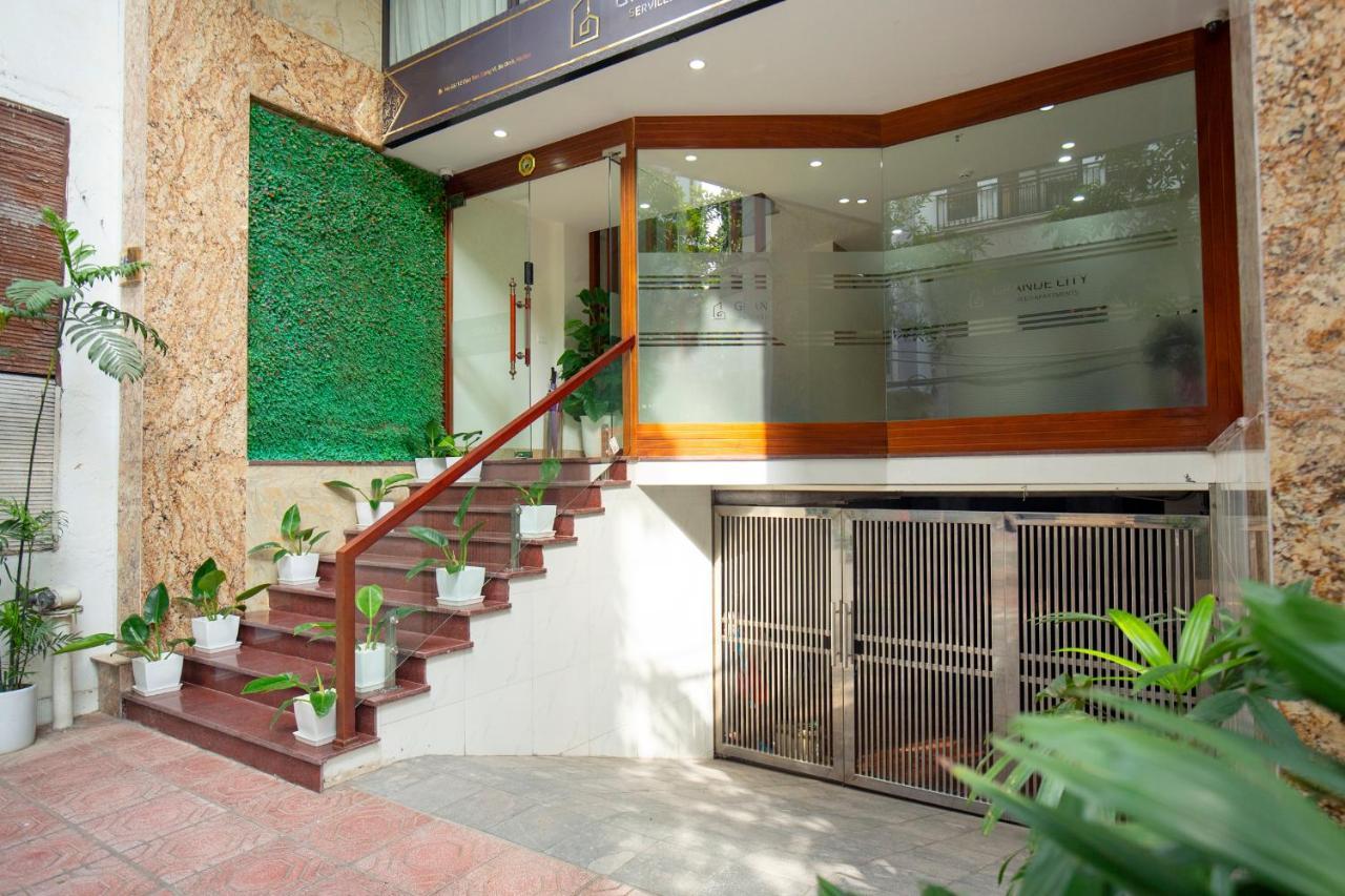 Sumitomo10 Apartment - Lane 12 Dao Tan Street Ханой Екстериор снимка
