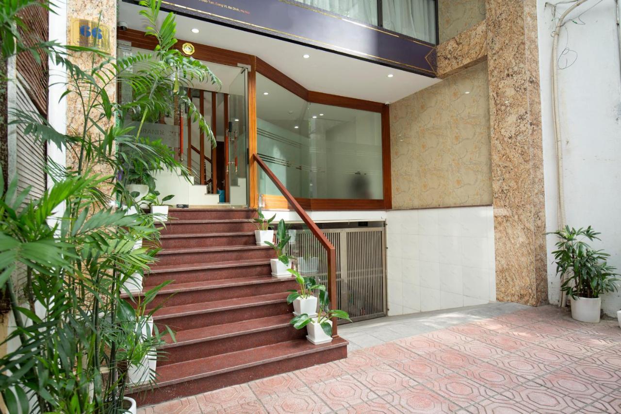 Sumitomo10 Apartment - Lane 12 Dao Tan Street Ханой Екстериор снимка