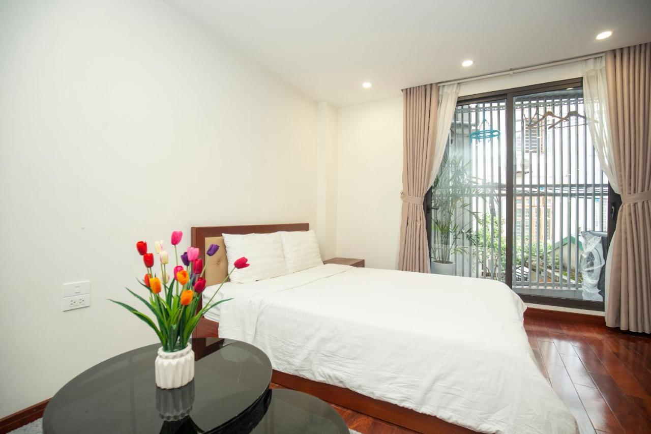 Sumitomo10 Apartment - Lane 12 Dao Tan Street Ханой Екстериор снимка