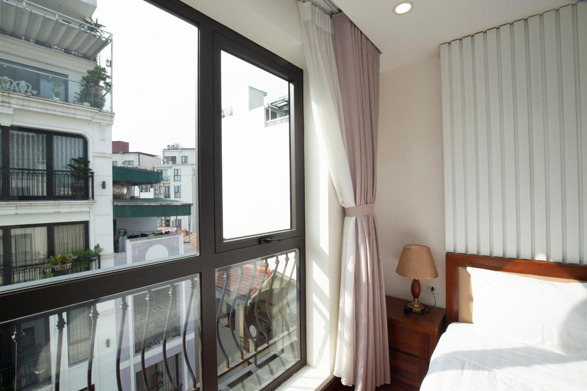 Sumitomo10 Apartment - Lane 12 Dao Tan Street Ханой Екстериор снимка