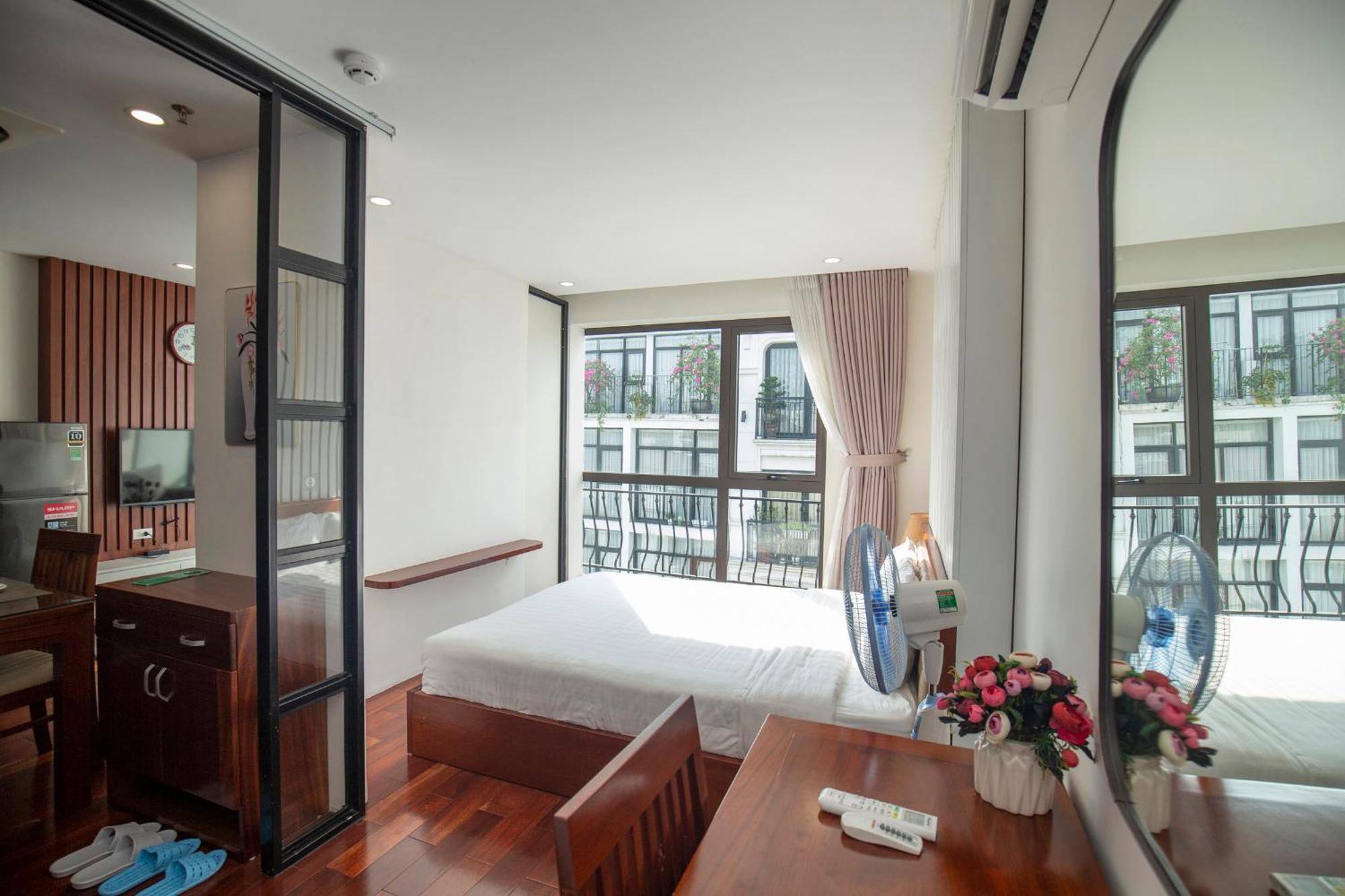 Sumitomo10 Apartment - Lane 12 Dao Tan Street Ханой Екстериор снимка