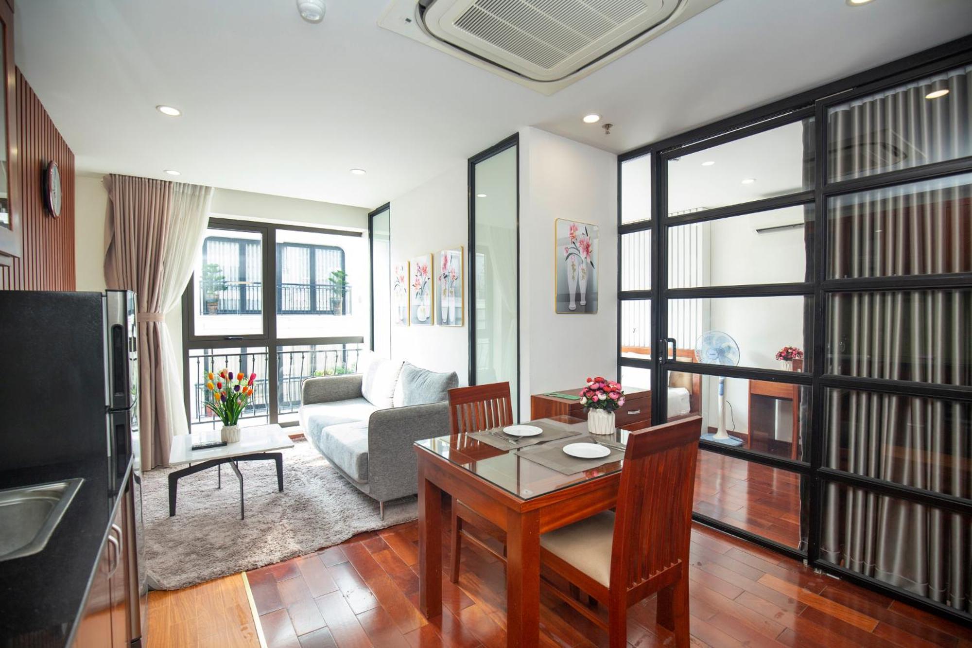 Sumitomo10 Apartment - Lane 12 Dao Tan Street Ханой Екстериор снимка